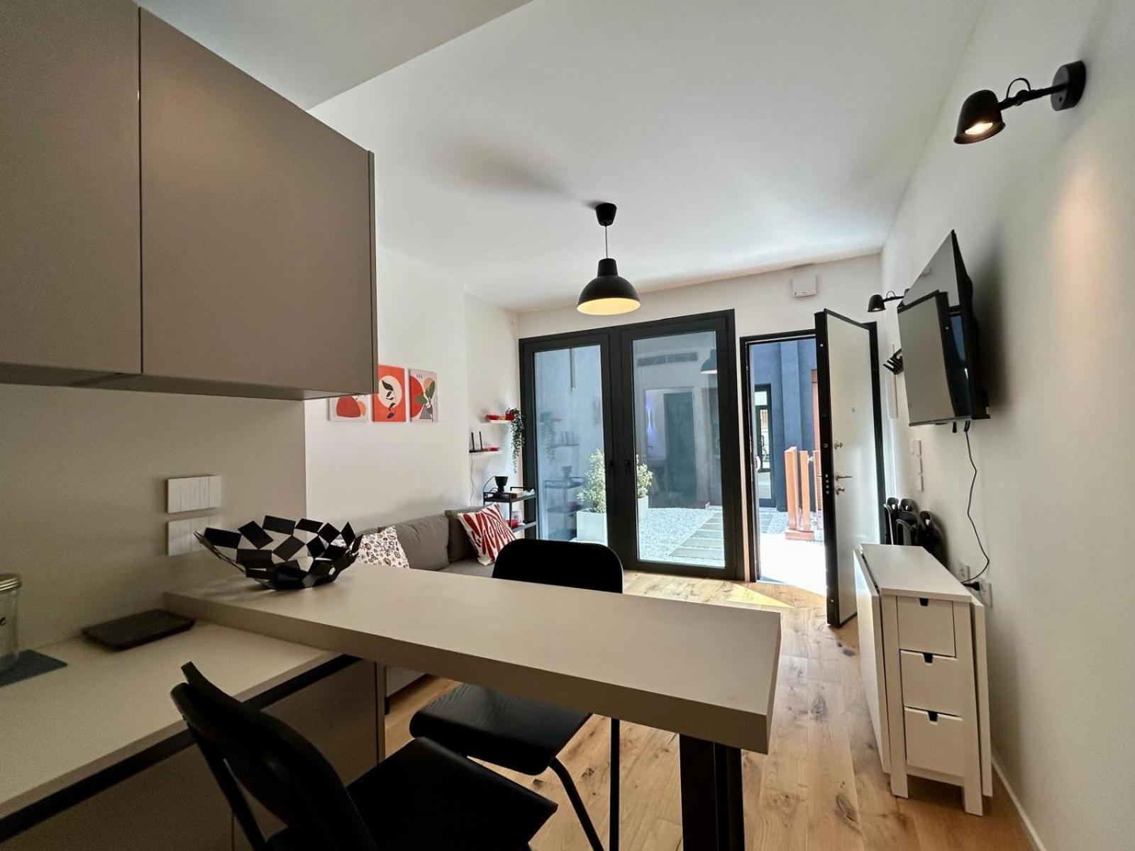 Kibilu Luxury Apt With Terrace, Isola District And Near Garibaldi Station Mediolan Zewnętrze zdjęcie